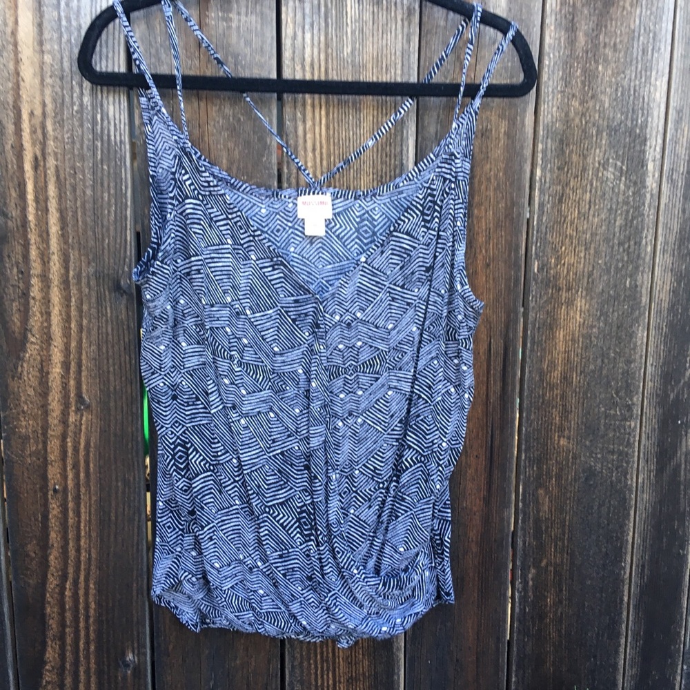 Crossback Wrap Style Tank Top 🍯